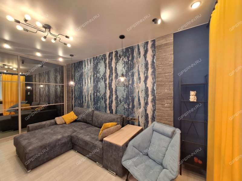 однокомнатная квартира на улице Июльских Дней дом 1 к1