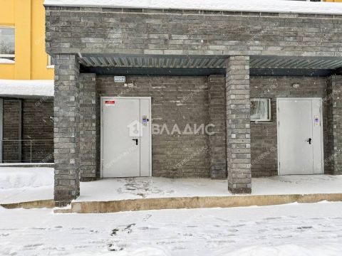 3-komnatnaya-ul-osharskaya-d-98-k1 фото