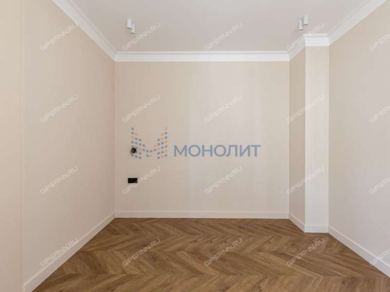 трёхкомнатная квартира на Лысогорской улице дом 89 к1