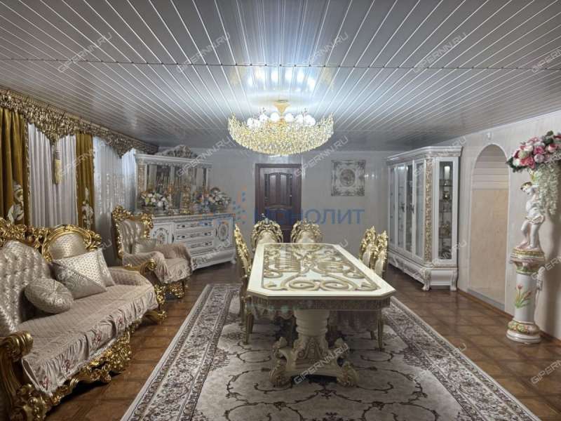 дом на Тростниковой улице