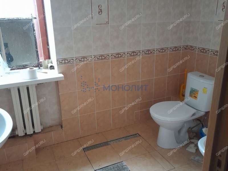 здание под офис, торговую площадь на улице Седова село Работки