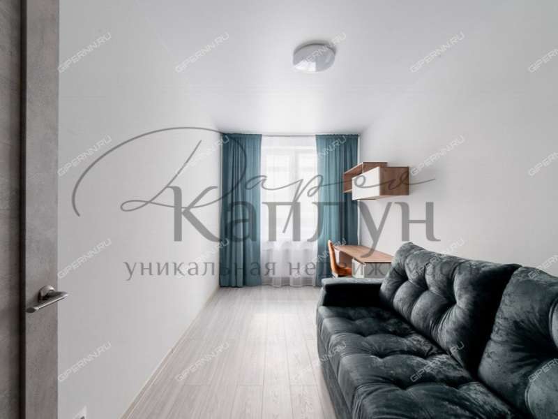 двухкомнатная квартира на улице Владимира Лузянина дом 1