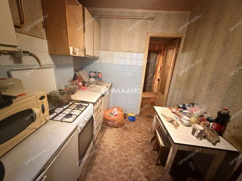 трёхкомнатная квартира на улице Строкина дом 8