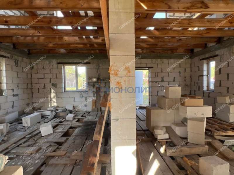 дом на Центральной улице
