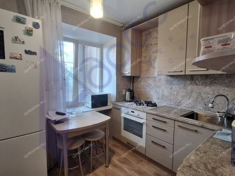 1-komnatnaya-ul-premudrova-d-18-k1 фото