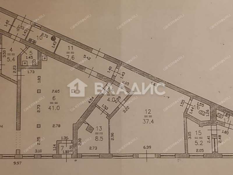здание под торговую площадь на Гужевой улице