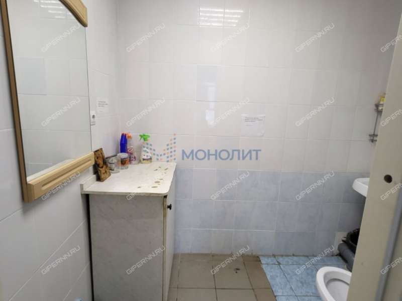 помещение под офис, торговую площадь на Южном шоссе