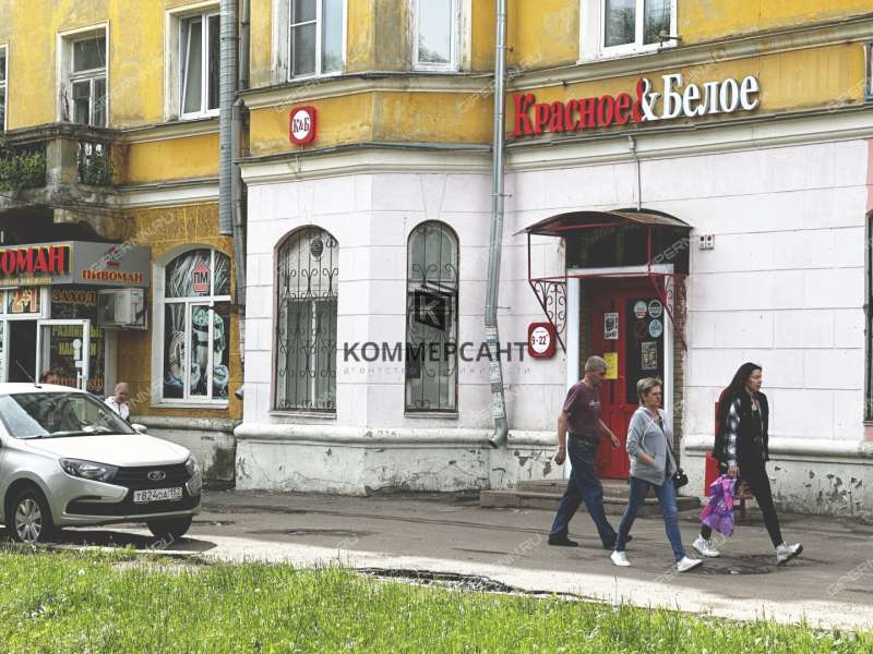 помещение под торговую площадь на улице Чаадаева