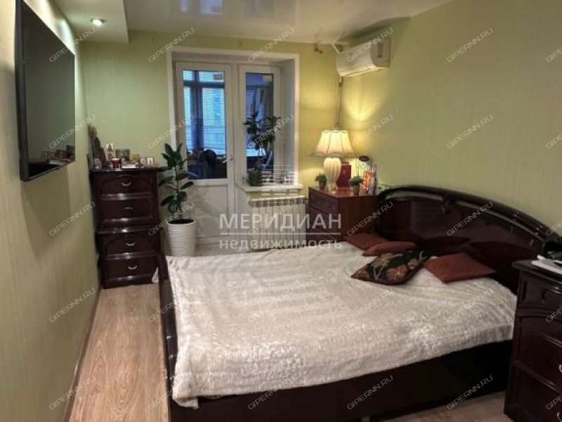 трёхкомнатная квартира на улице Максима Горького дом 144