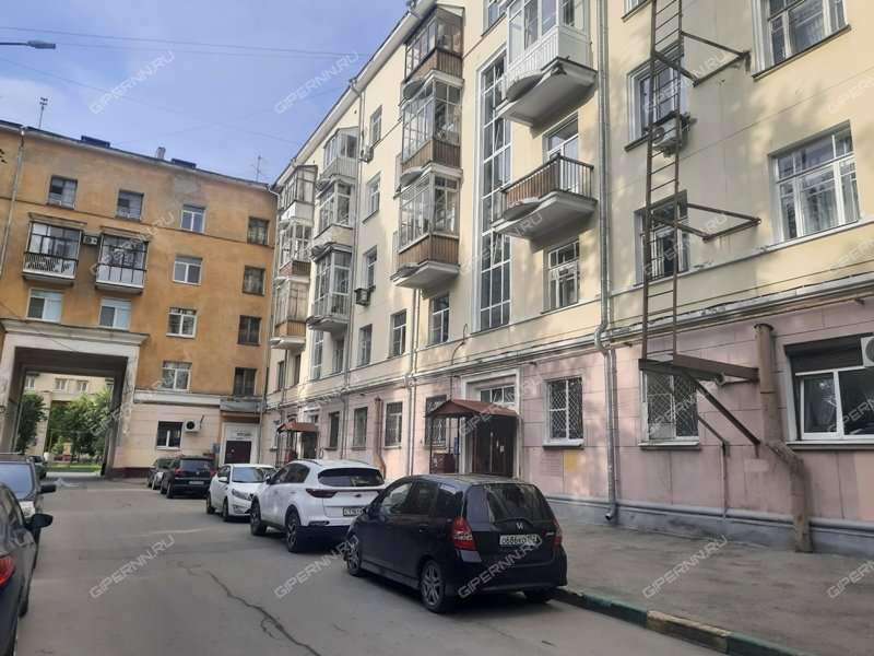 трёхкомнатная квартира на улице Краснодонцев дом 3