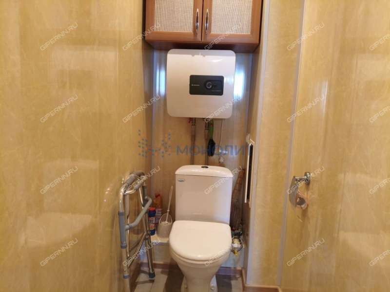 двухкомнатная квартира на улице Верхнепечёрская дом 13 к1