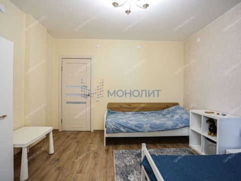 3-komnatnaya-ul-romantikov-d-8 фото