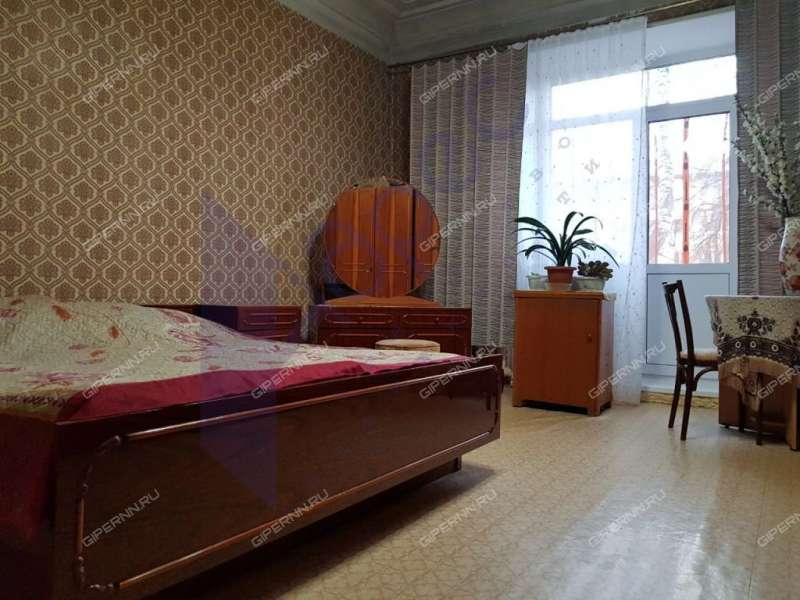 четырёхкомнатная квартира на улице Павла Мочалова дом 5