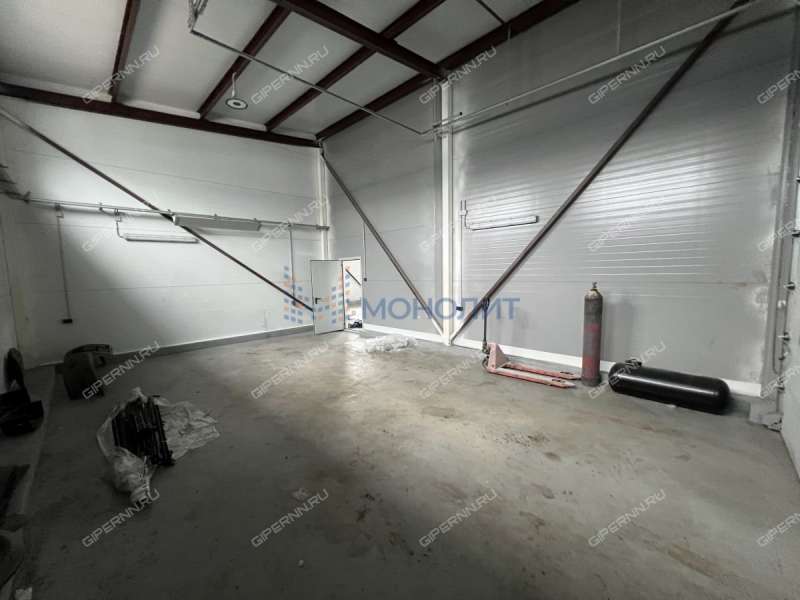 помещение под склад, производственную площадь на Зеленхозовской улице