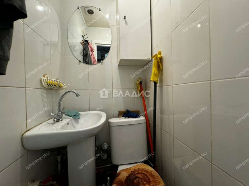 помещение под торговую площадь на улице Зайцева