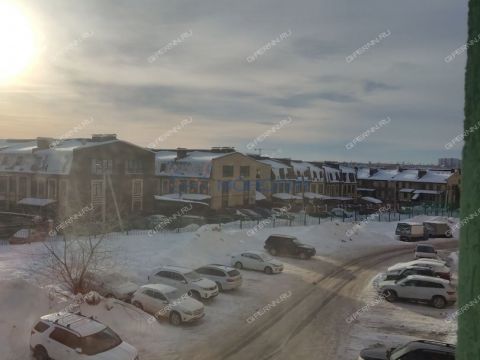 2-komnatnaya-ul-verhnepecherskaya-d-13-k1 фото