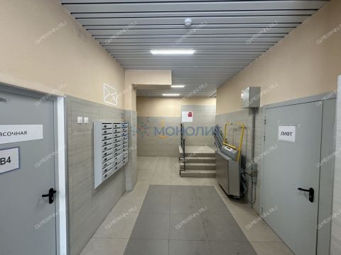 1-komnatnaya-prosp-geroev-donbassa-d-8 фото