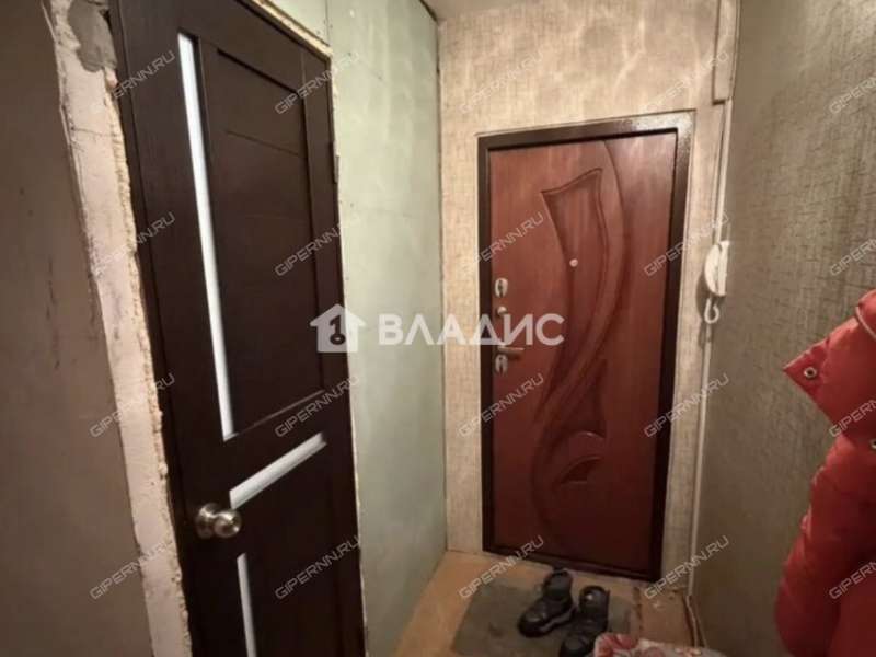трёхкомнатная квартира на Автомеханической улице дом 22