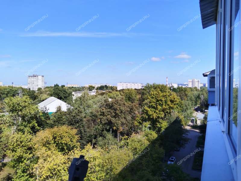 трёхкомнатная квартира на улице Мельникова дом 10