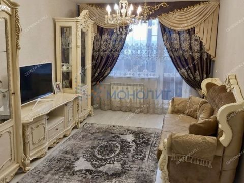 3-komnatnaya-ul-verhnepecherskaya-d-8 фото