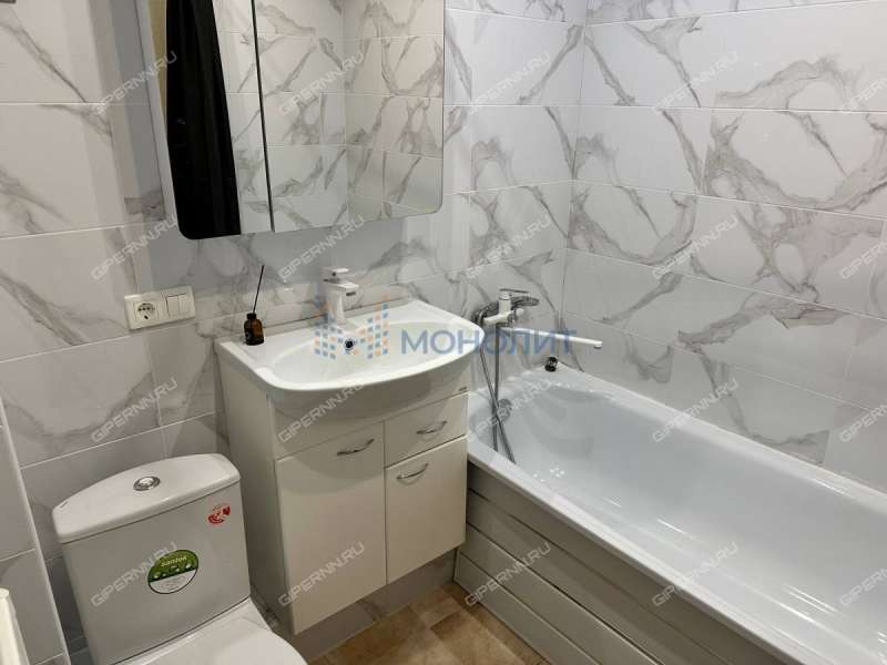 однокомнатная квартира на бульваре 60-летия Октября дом 21 к2