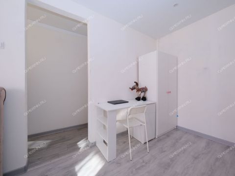 1-komnatnaya-ul-efremova-d-3 фото