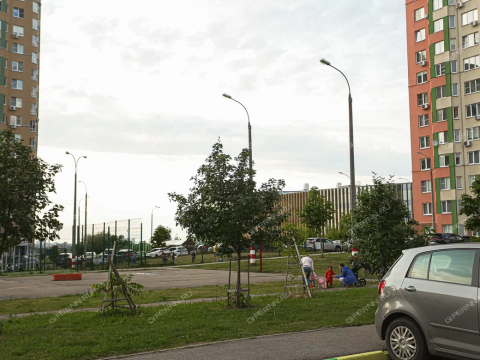2-komnatnaya-ul-verhnepecherskaya-d-13-k1 фото