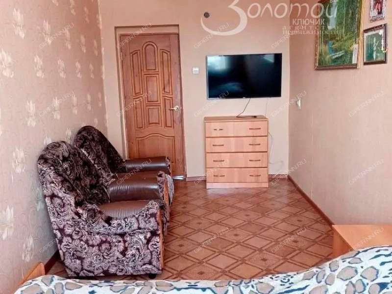 двухкомнатная квартира на Индустриальной улице дом 2 город Урень