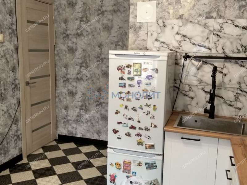 трёхкомнатная квартира на улице Кащенко дом 14