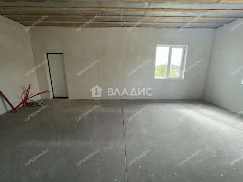 дом на улице Аверьянова деревня Студенец