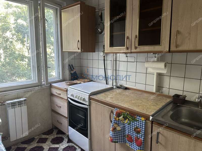 трёхкомнатная квартира на улице Героя Советского Союза Усилова дом 3