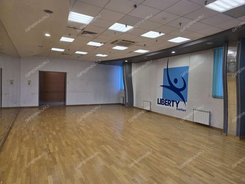 помещение под помещение свободного назначения, торговую площадь на Молодёжном проспекте