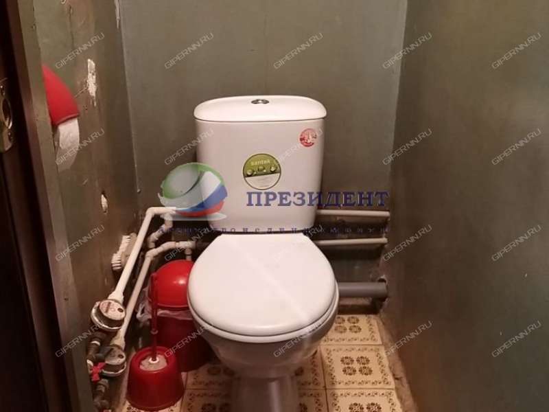 трёхкомнатная квартира на Красноуральской улице дом 3а