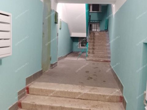 2-komnatnaya-ul-snezhnaya-d-35-k1 фото