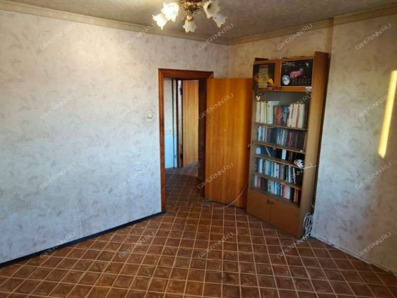 двухкомнатная квартира на Красноуральской улице дом 3