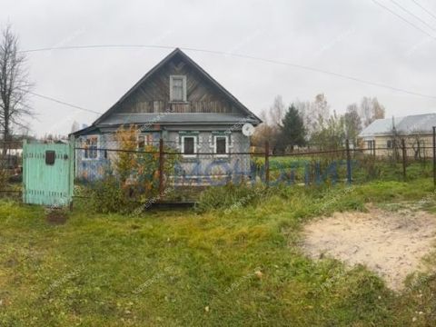 dom-poselok-krasnaya-gorka-volodarskiy-rayon фото