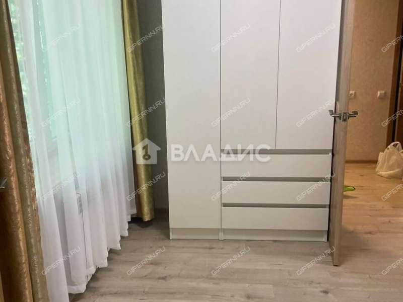 трёхкомнатная квартира на улице Бекетова дом 54А