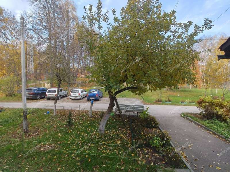 двухкомнатная квартира в посёлке Мореновская школа дом 10