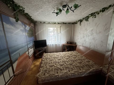 3-komnatnaya-ul-verhnepecherskaya-d-4 фото