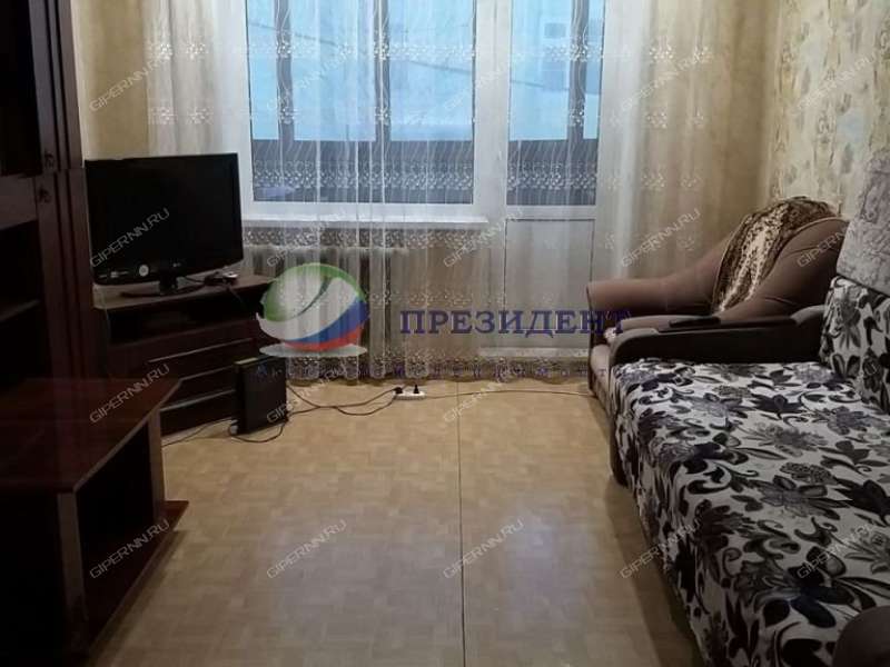 трёхкомнатная квартира на Красноуральской улице дом 3а