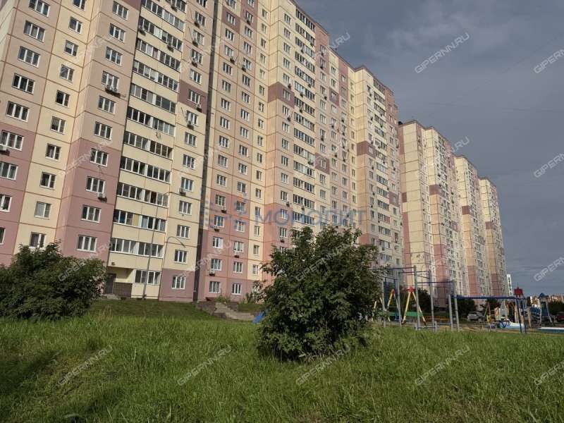 трёхкомнатная квартира на улице Родионова дом 27