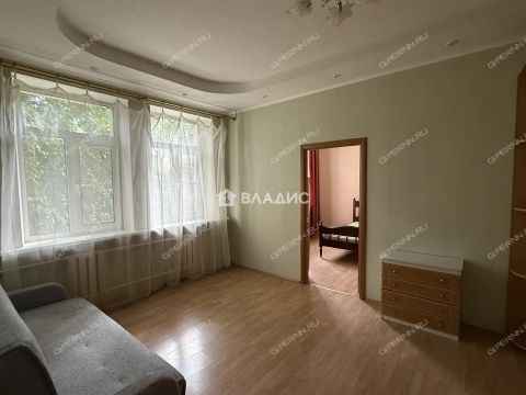2-komnatnaya-ul-kosmonavta-komarova-d-13a фото