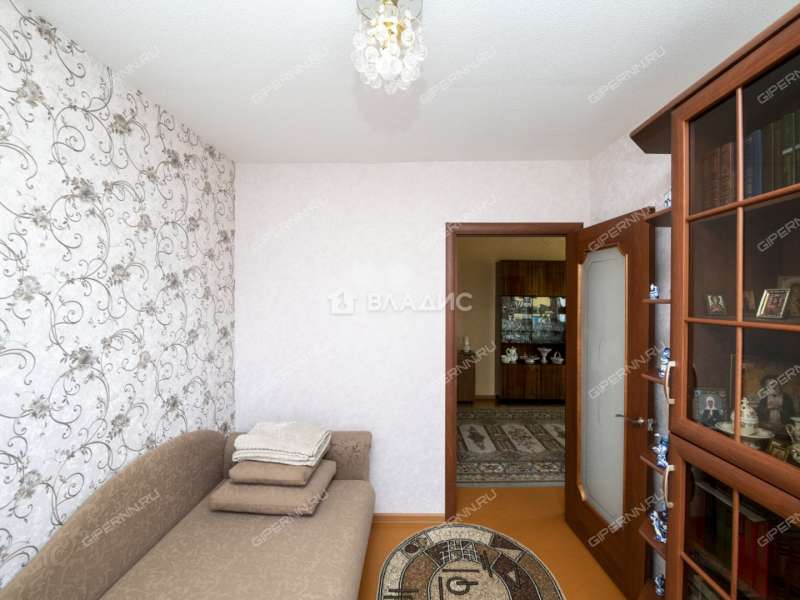 трёхкомнатная квартира на улице Островского дом 1