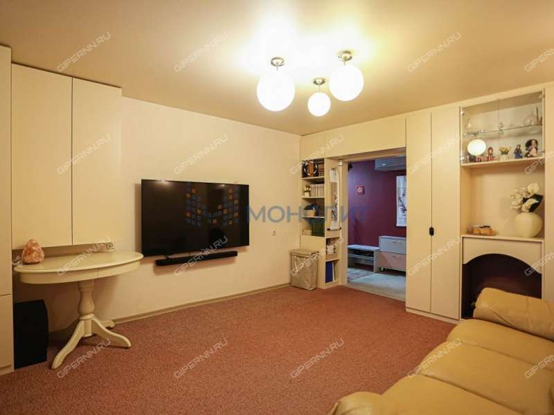 трёхкомнатная квартира на Сормовском шоссе дом 12