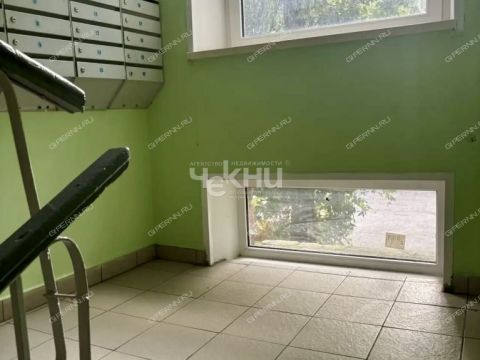 2-komnatnaya-ul-svetlogorskaya-d-5a фото