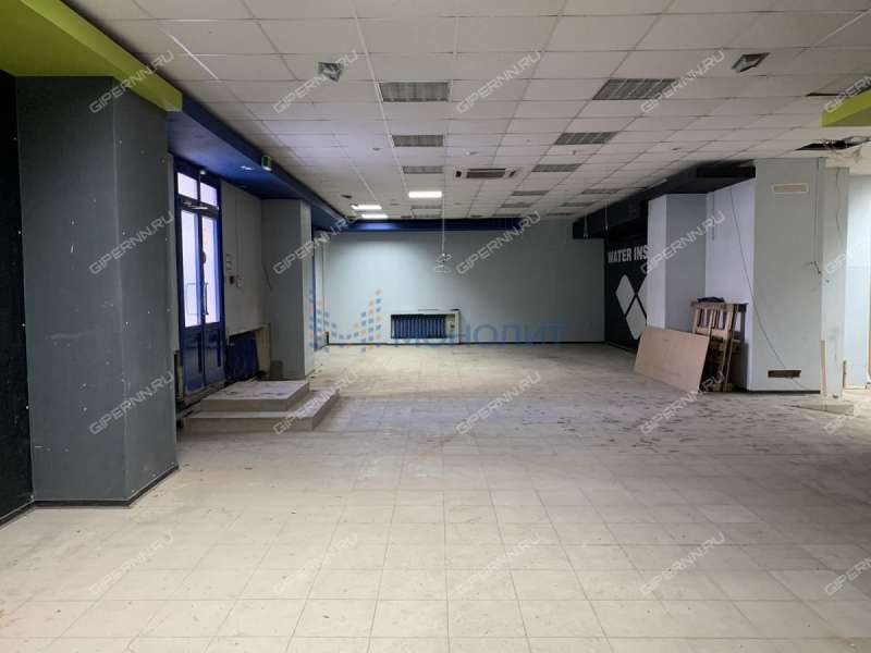 помещение под торговую площадь на Советской улице