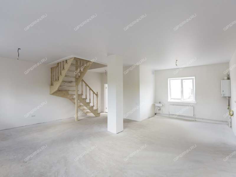 дом на 4-й Цветочной улице деревня Крутая