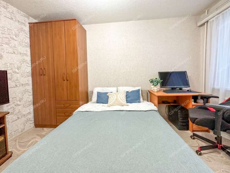 трёхкомнатная квартира на улице Маршала Жукова дом 2