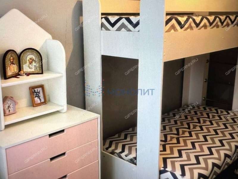 трёхкомнатная квартира на Яблоневой улице дом 4