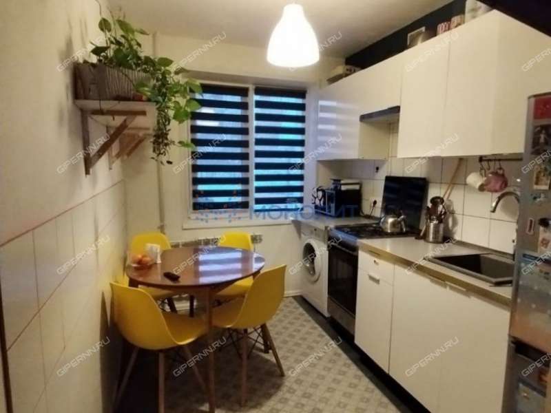 трёхкомнатная квартира на улице Сергея Есенина дом 16